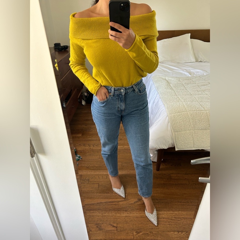 Anthropologie Women's Size XS Shelby Sweater Off The Shoulder Mustard Yellow